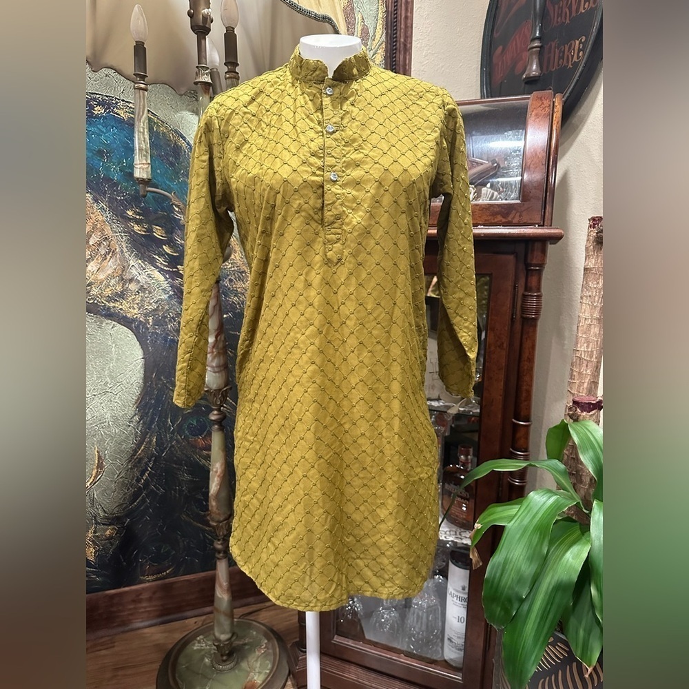 EUC  MANGALDIP Tranditional Look olive green  Chikan Embroidery Kurta Pajama